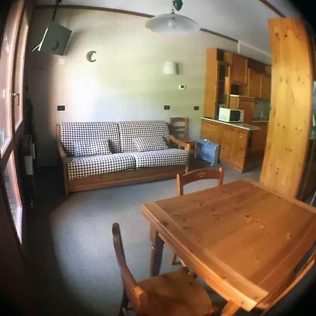 House Cervinia Lägenhet *